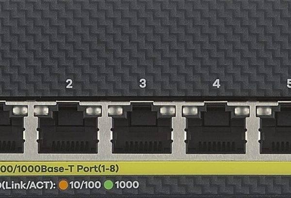 Zyxel Switch PoE Gigabit Managed Cloud 8PoE + 2RJ45/SFP Combo 130W GS1920-8HPV2