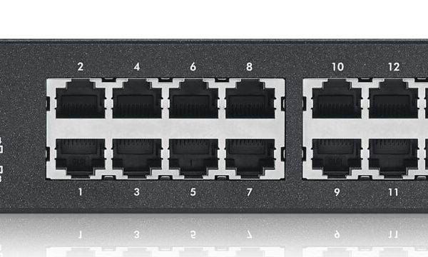 Zyxel Switch Gigabit Ethernet Managed 24-Port + 2SFP GS1900-24 UK Plug